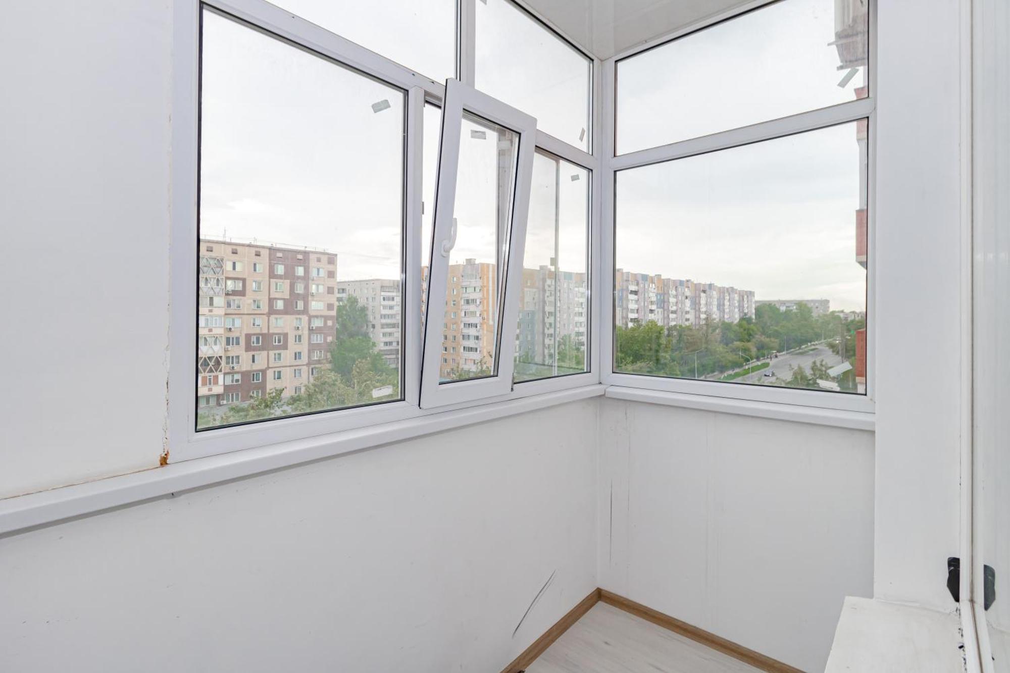 Апартаменты С Видом На Город Pavlodar Exterior foto